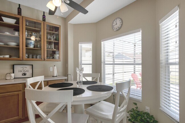 Building Photo - 5145 Marbella Isle Dr