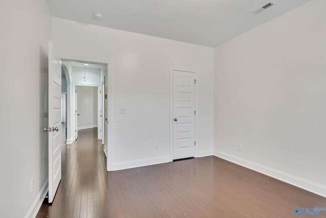 Building Photo - 412 White Petal St SW