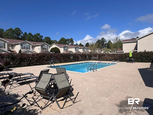 Building Photo - 1517 Regency Rd
