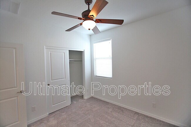 Building Photo - 12624 W Nogales Dr