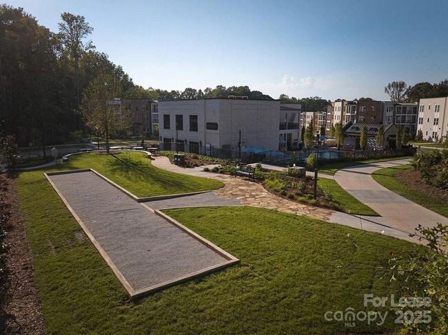 Building Photo - 19020 Potts Pk Ln