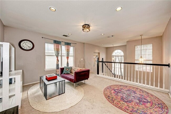 Building Photo - 1813 White Oak Loop