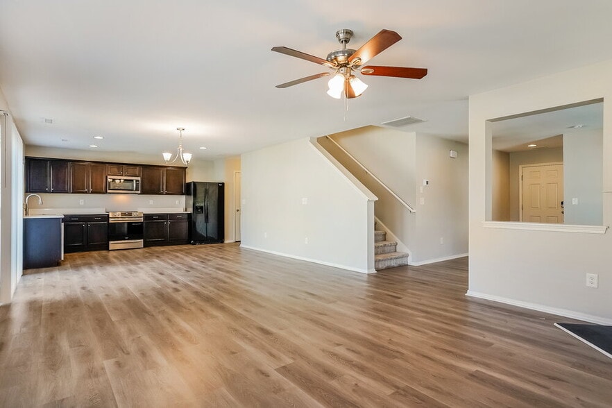 Building Photo - 4901 Autumn Sage Landing