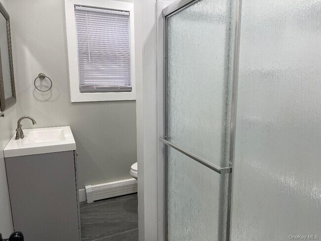 Building Photo - 84 Rochester Ave