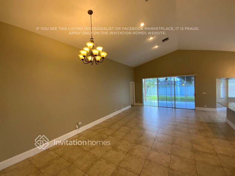 Building Photo - 7810 Hoffy Cir