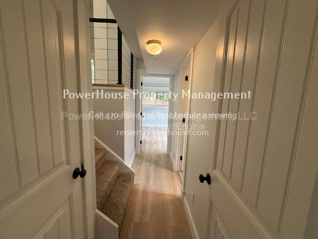 Building Photo - 120 Leeward Ln