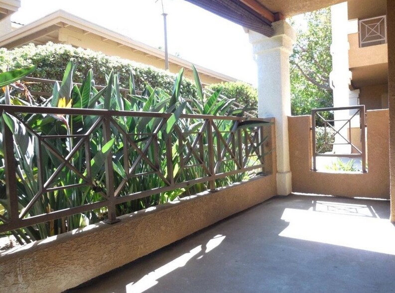 Patio - 3215 Costa Alta Dr