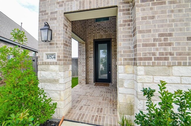 Building Photo - 10574 Cecilia Star Ln