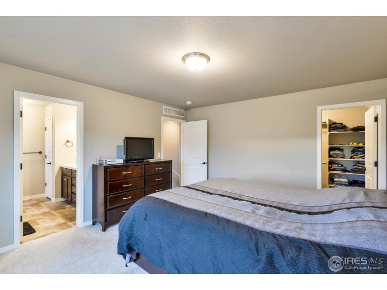 Building Photo - 2133 Lambic St