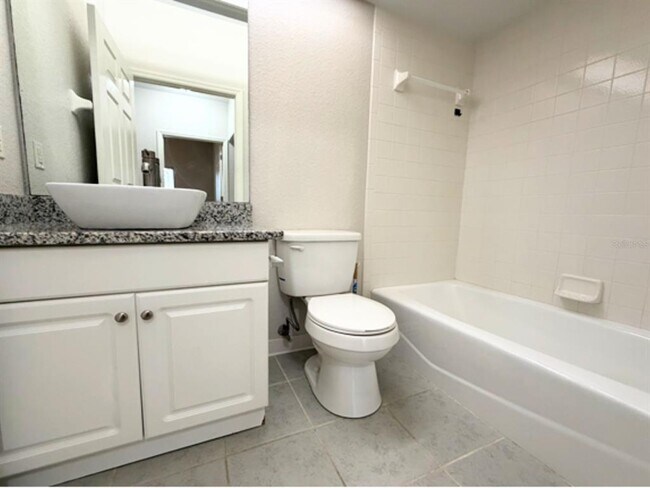 Building Photo - 1001 Eagle Pond Dr