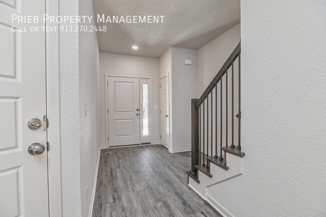 Building Photo - 3253 N 103rd Pl