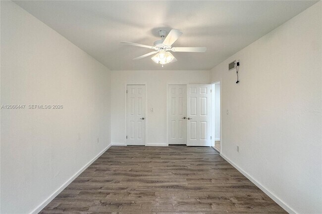 Building Photo - 13898 SW 90th Ave