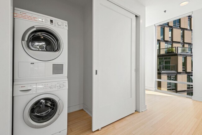 Building Photo - 2BR/2BA Condo at Greenbridge – Available 1...
