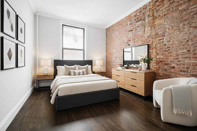 Building Photo - 250 E 50th St