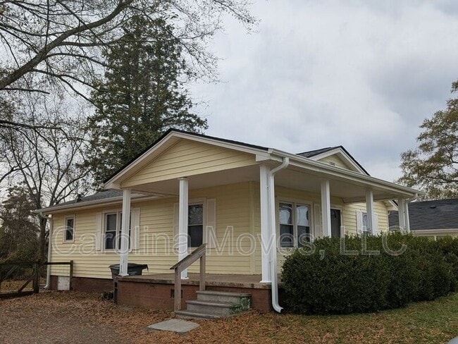 Building Photo - 201 Emile St