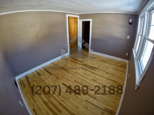 Building Photo - SINGLE FAMILY HOME @ AUGUSTA, ME