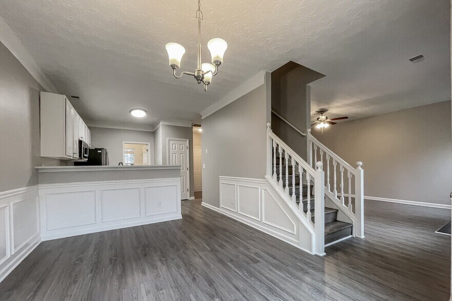 Building Photo - 11181 Aliyah Dr