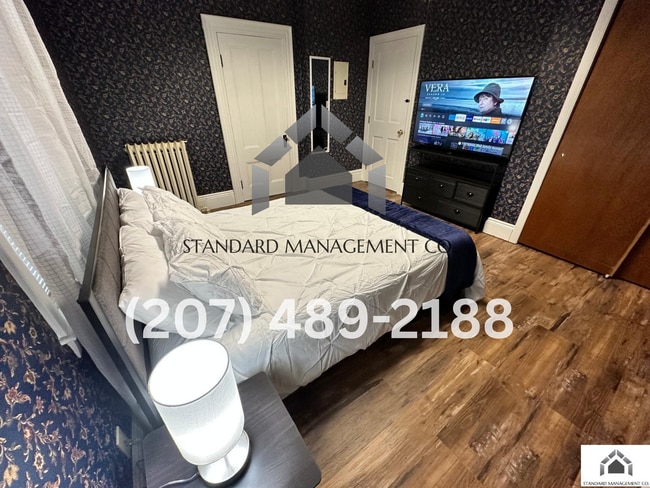 Building Photo - 112 Silver St