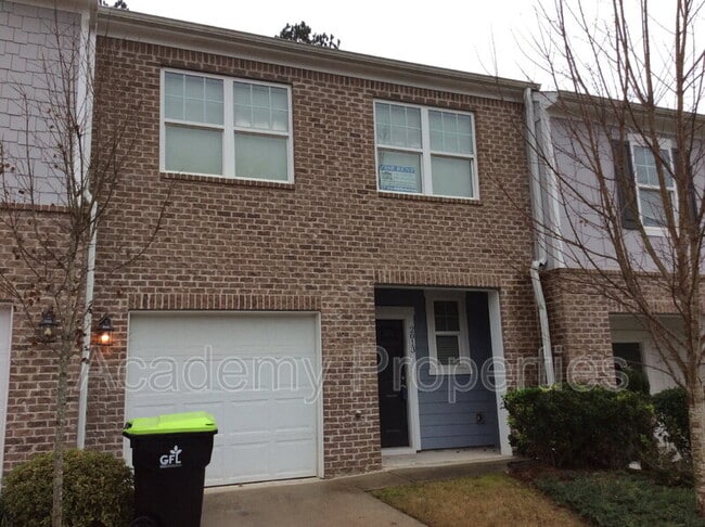 Building Photo - 2013 Millstream Hollow