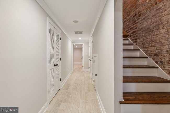 Building Photo - 39 U St NE