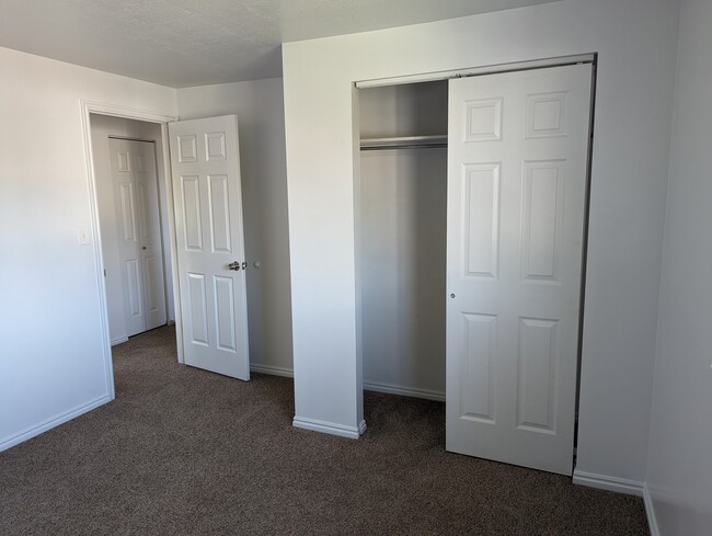 2nd bedroom - 752 E 500 N