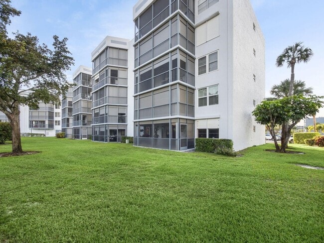 Building Photo - 6400 NW 2nd Ave