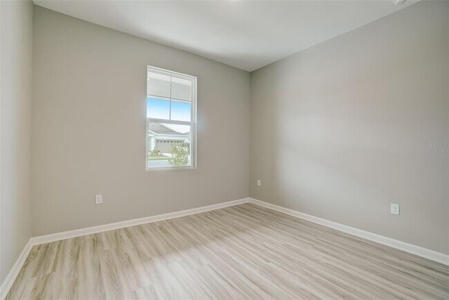 Building Photo - 1016 Griffon Ave