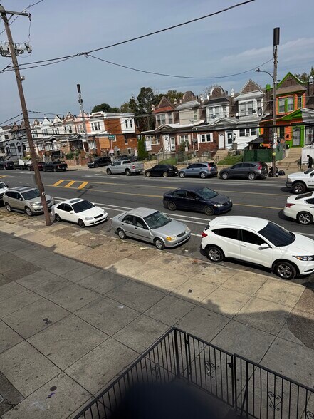 Building Photo - 646 E Allegheny Ave