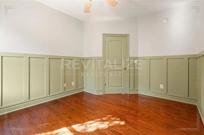 Building Photo - Charming 4 Bedroom/2.5 Bathroom in Fairhope!