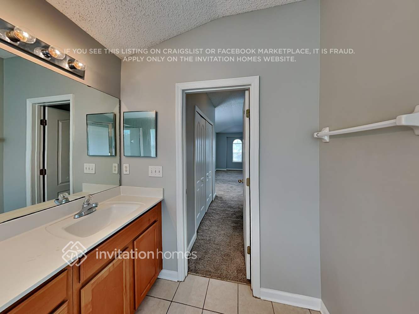 Building Photo - 620 Porto Cristo Ave