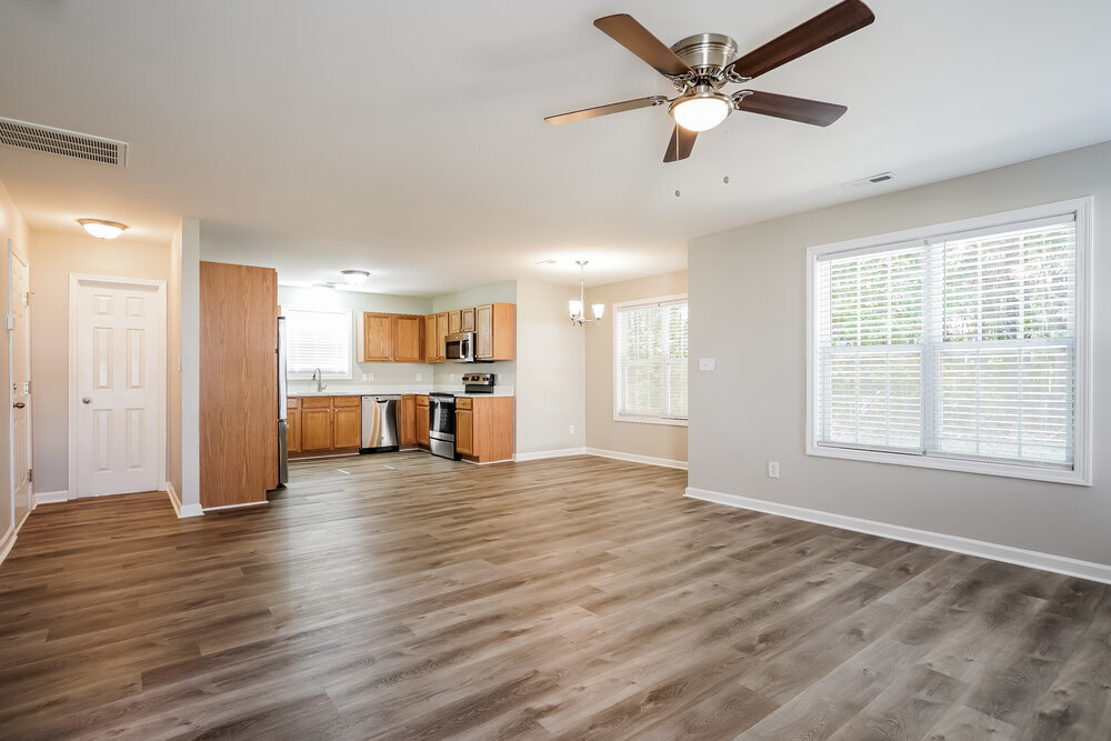 Building Photo - 3206 Hayling Dr