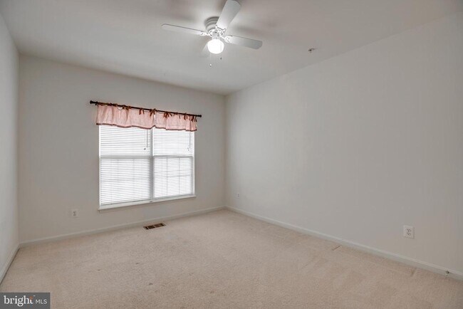 Building Photo - 42670 Hollyhock Terrace