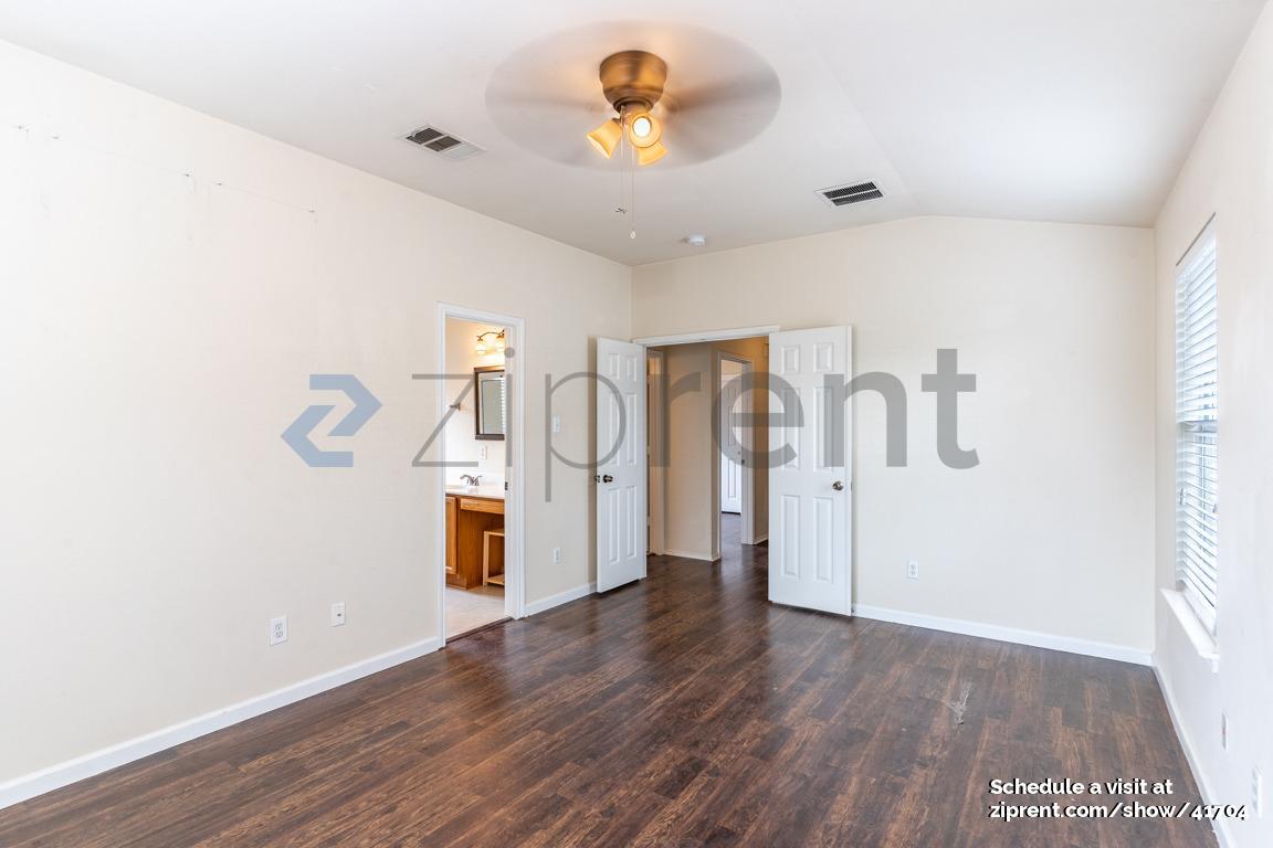 Building Photo - 632 Fort Thomas Pl