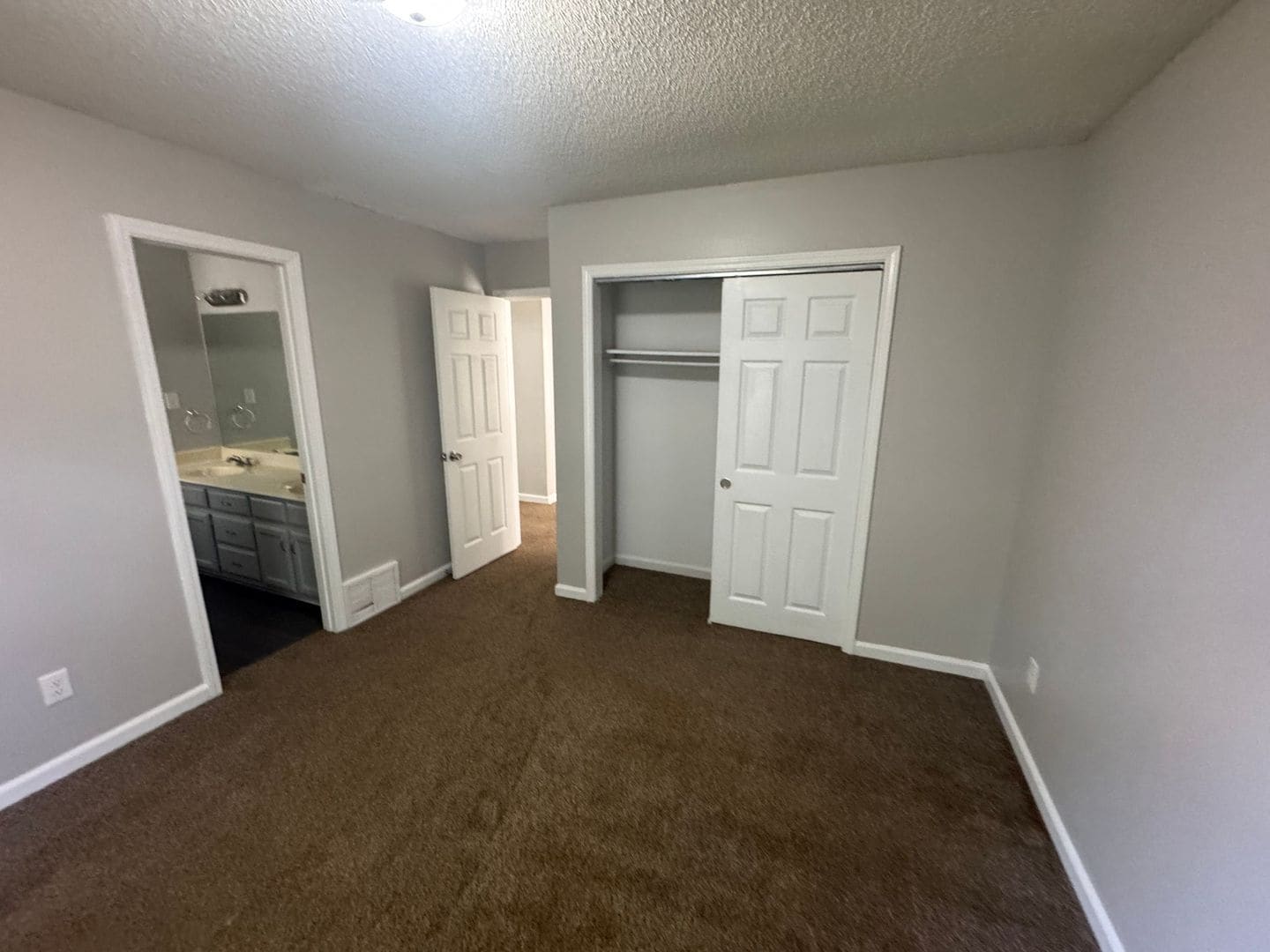 Building Photo - 10101 Stephenson Ln