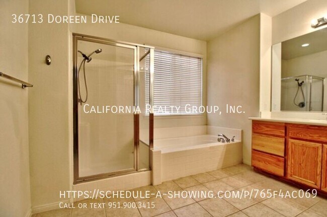 Building Photo - 36713 Doreen Dr