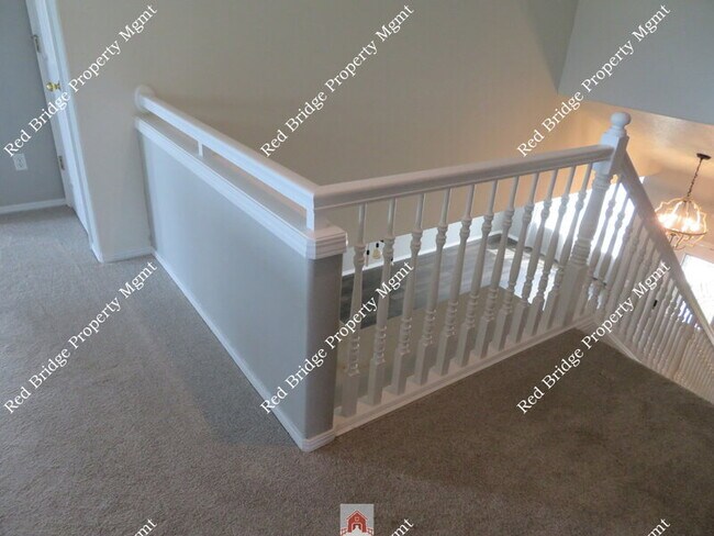 Building Photo - 18385 SW Swanstrom Dr