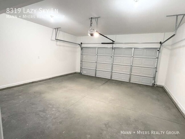 Building Photo - 8319 Lazy Sky Ln