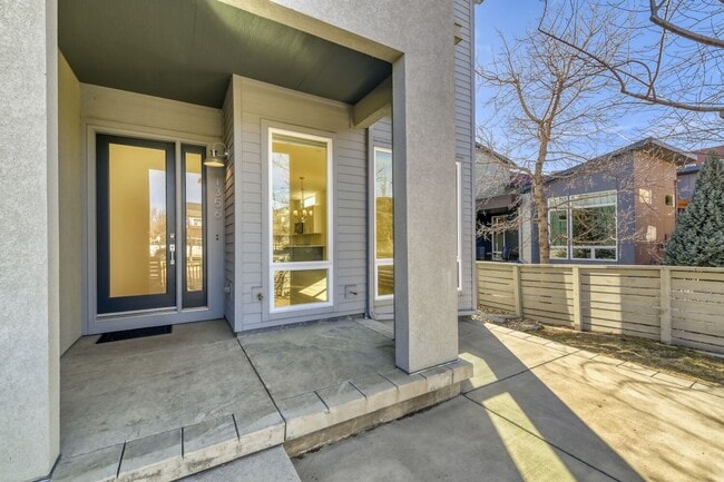 Building Photo - 1356 Snowberry Ln