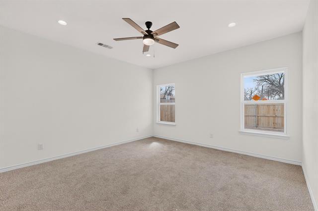 Building Photo - 1610 Life Ave