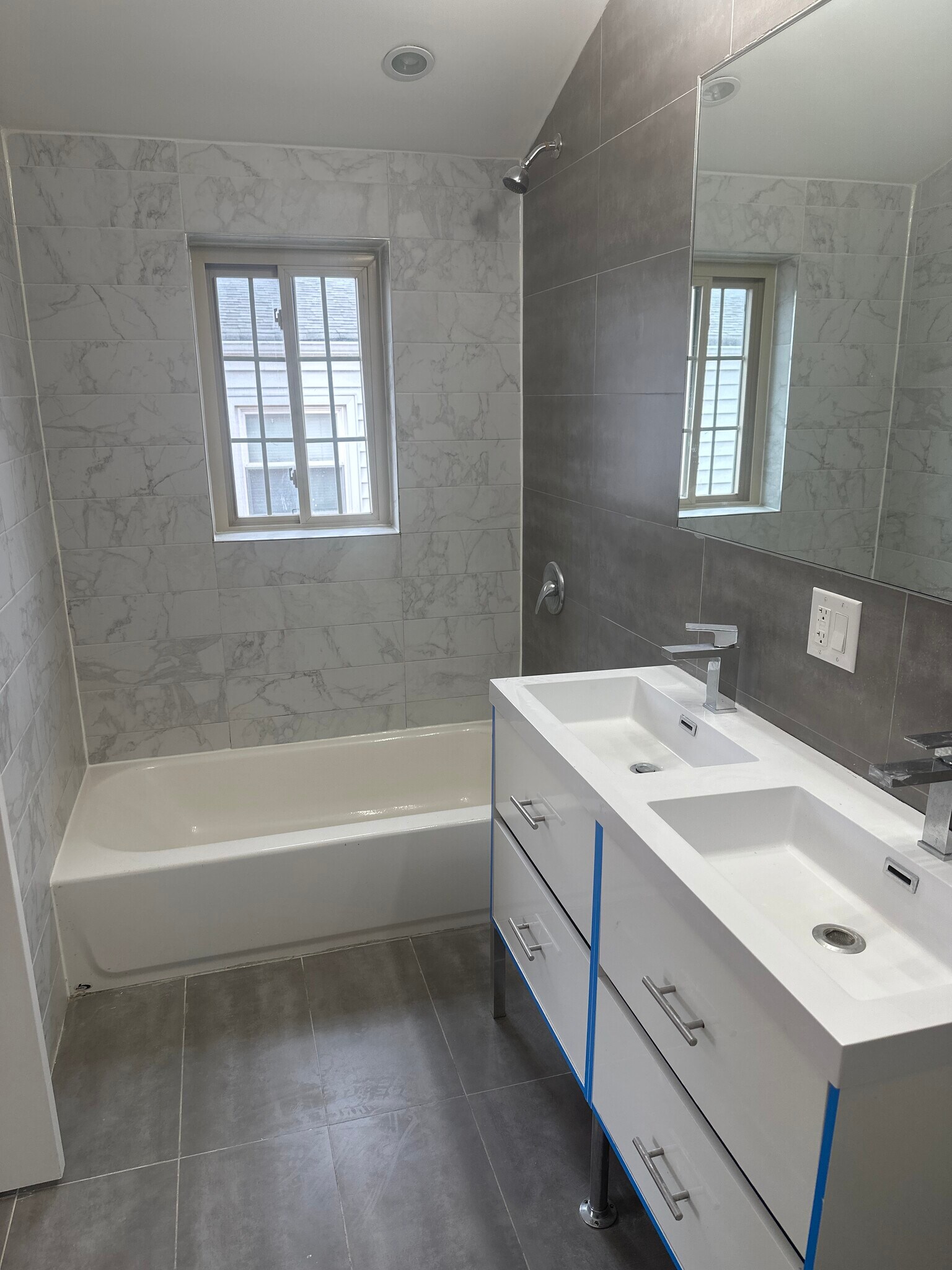 Master bedroom bathroom - 25743 147th Dr
