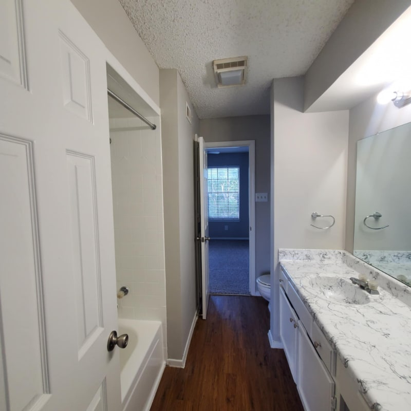 Building Photo - 109 S Las Vegas Trail