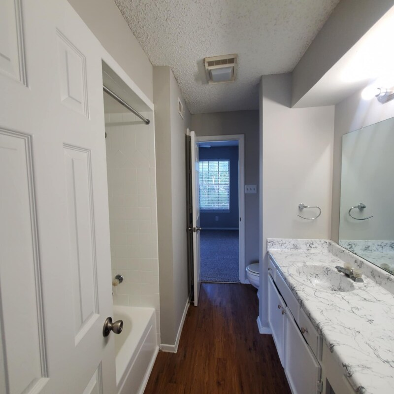 Building Photo - 129 S Las Vegas Trail