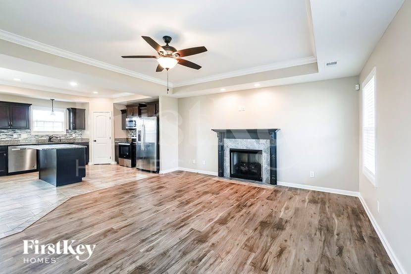 Building Photo - 1544 Kestrel Dr