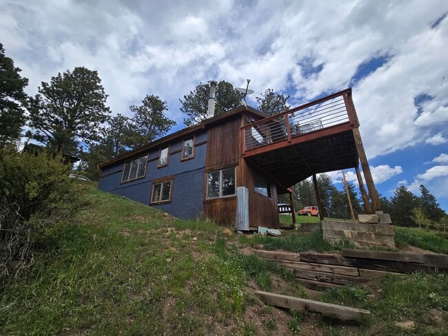 Building Photo - 229 Crestwood Ct