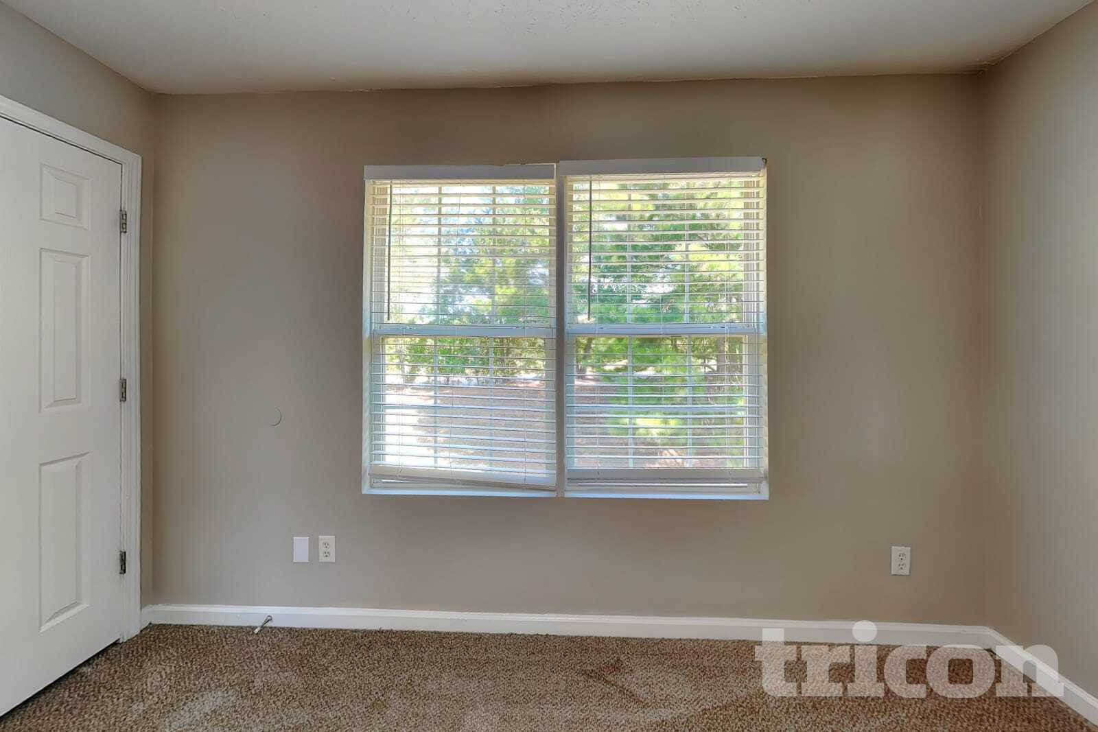 Building Photo - 517 Cathedral Dr