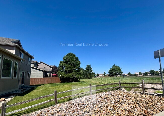 Building Photo - 7670 Manston Dr
