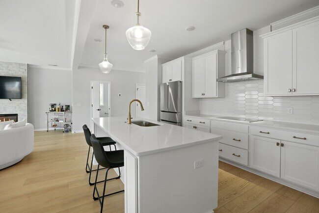 Building Photo - 25 Ashmont St