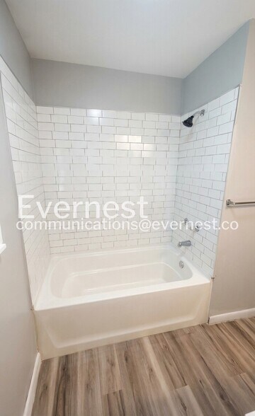 Building Photo - 4806 Gum Springs Rd