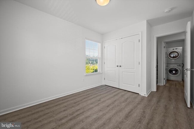 Building Photo - 1821 Cassandra Dr