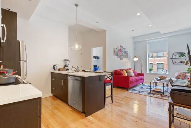 Building Photo - 248 Market St